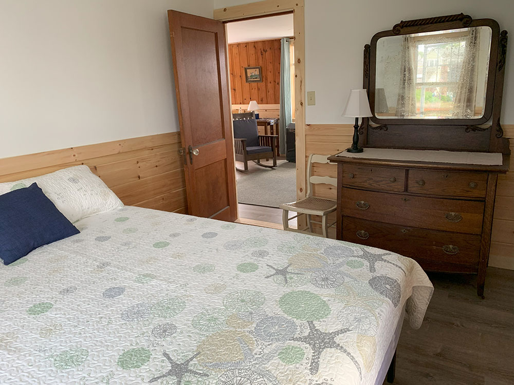 Beach Plum down Bedroom with Queen Beds